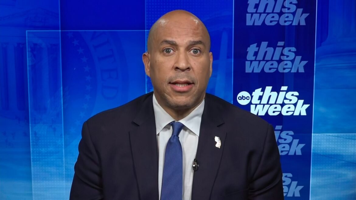 Booker Senator: The biggest mistake made by the Democratic Party is "not to focus enough people"


