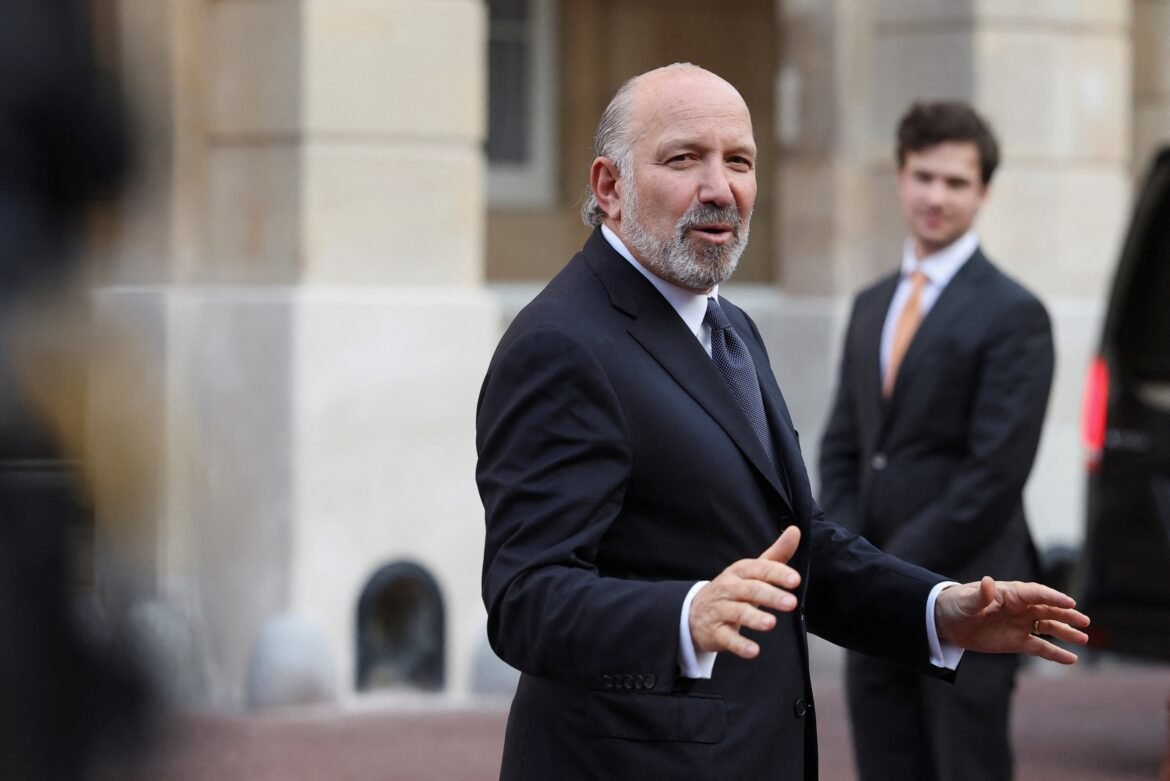 Trump says that China's "fact" trade agreement is subject to the "final approval"

