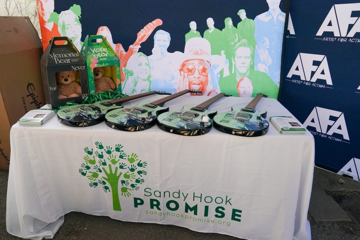 Possible shooting at school avoided with Sandy Hook Tip Line: Police

