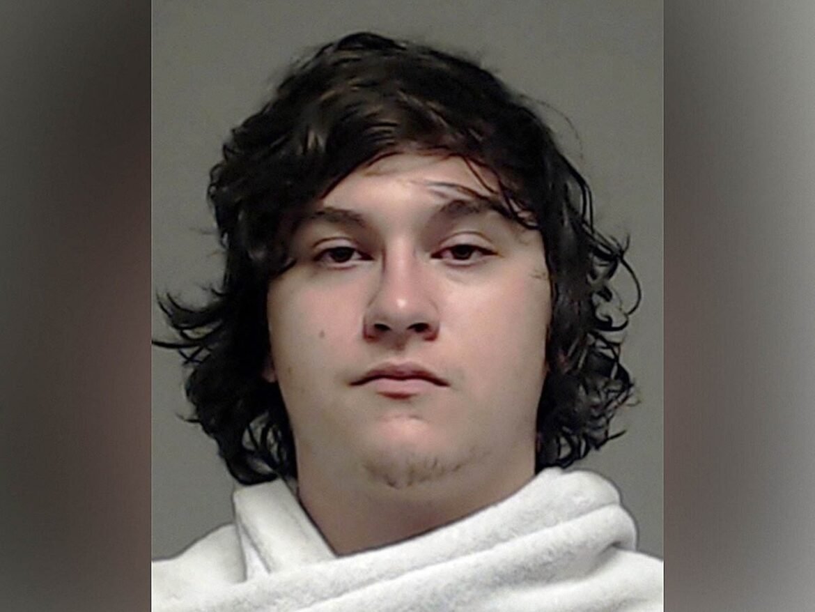 What we know about the suspect of Dallas ice sniper

