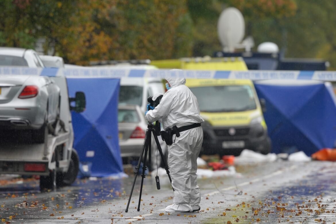 2 victims of attack of the Sinkagaga of Manchester, including 1 who died, run over by police shots, according to the police


