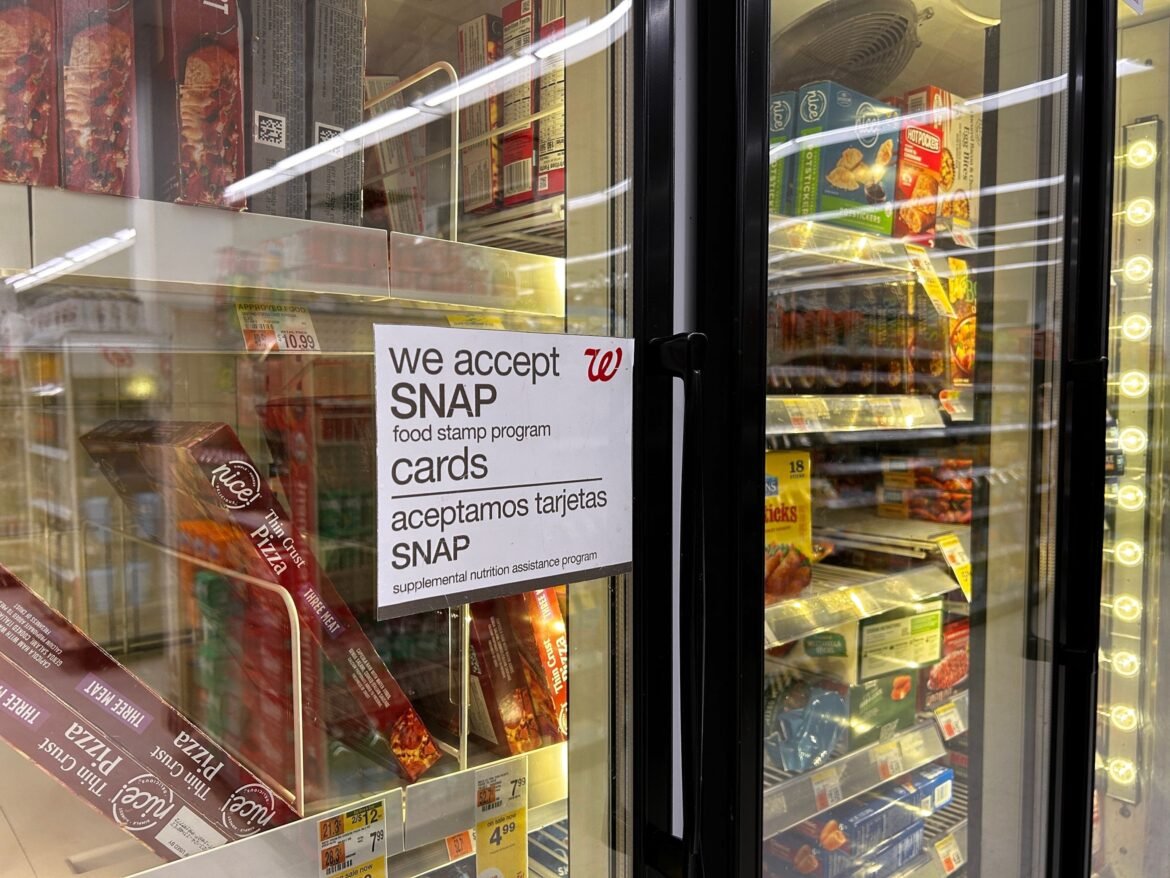 Could the disruption of SNAP benefits and paychecks put pressure Could the disruption of SNAP benefits and paychecks put pressure on lawmakers to reach a shutdown deal?