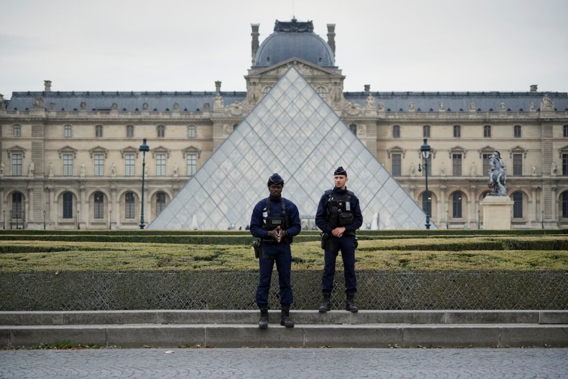 French Police Arrest Two Louvre Jewelry Theft Suspects Amid Manhunt French Police Arrest Two Louvre Jewelry Theft Suspects Amid Manhunt