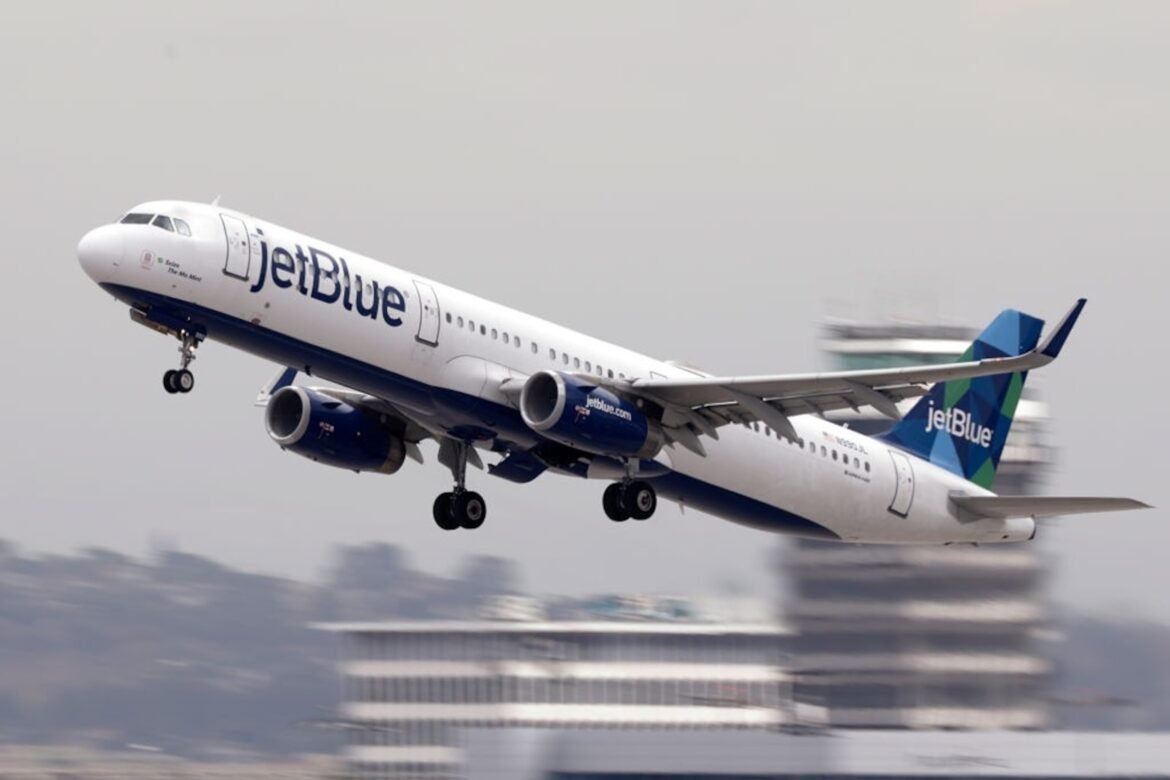 JetBlue flight makes emergency landing after plane loses altitude and PHOTO: JetBlue Airways at Los Angeles International Airport