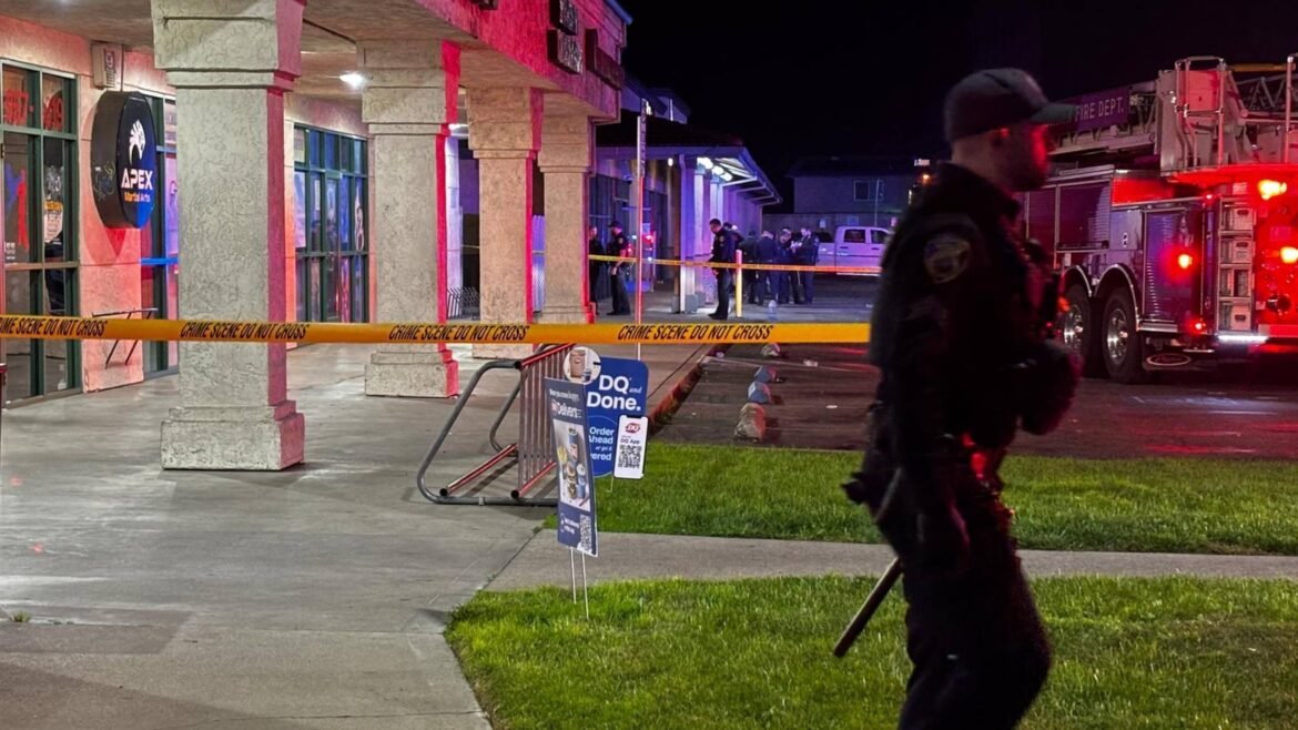 4 dead, 10 injured in shooting at California banquet hall: sheriff's office


