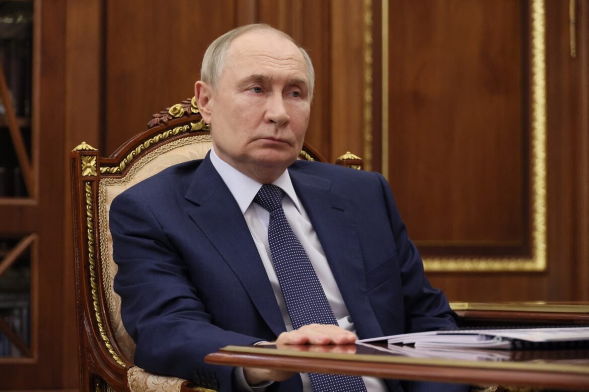 As Putin and Witkoff prepare to meet, White House is 'very optimistic'

